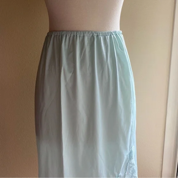 Vintage Kayser pastel blue lace slip skirt - Picture 14 of 15